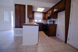 2204 Lafayette Dr in Norman, OK - Building Photo - Building Photo