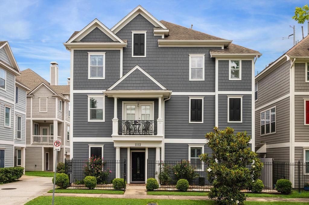 1112 Nicholson St in Houston, TX - Building Photo