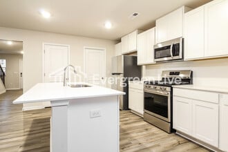 ready in Inman, SC - Building Photo - Building Photo