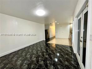 2401 W 70th St in Hialeah, FL - Building Photo - Building Photo