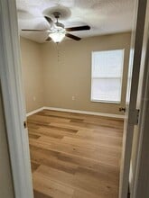 650 Lakemont Dr in Brandon, FL - Building Photo - Building Photo