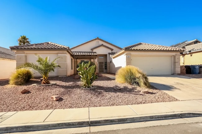 829 Beefeater Pl