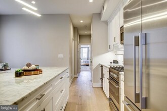 1636 Trinidad Ave NE in Washington, DC - Foto de edificio - Building Photo