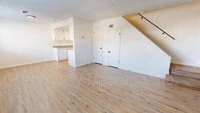 4400 Dogwood Ln in Redding, CA - Building Photo - Building Photo