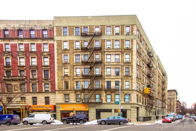 71-77 St Nicholas Ave in New York, NY - Foto de edificio - Building Photo