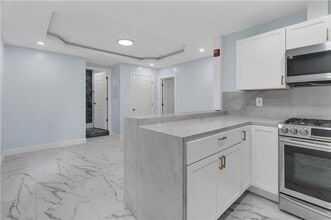 458 High St in Central Falls, RI - Foto de edificio - Building Photo