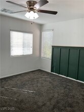 7753 Petite Pillar Ct in Las Vegas, NV - Foto de edificio - Building Photo