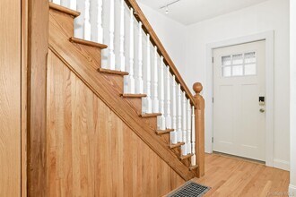 11 S Cedar St in Beacon, NY - Building Photo - Building Photo