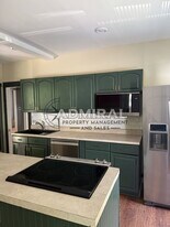 11 Dublin Way in Rochester, NH - Building Photo