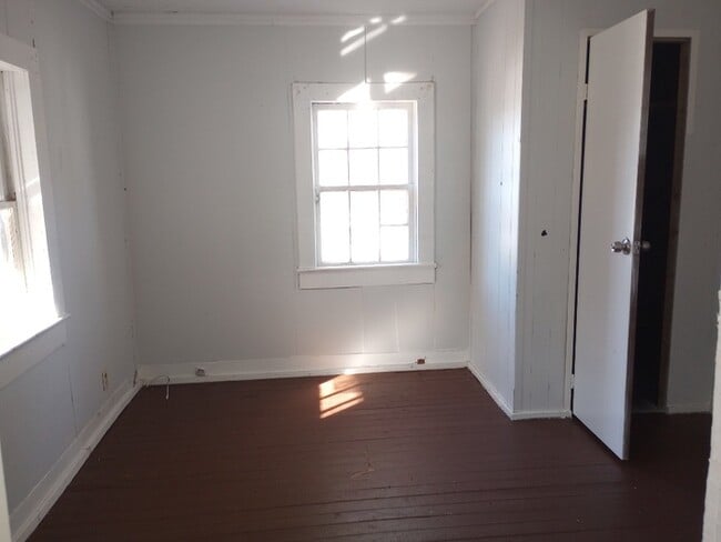 305 River St in Laurens, SC - Building Photo - Building Photo