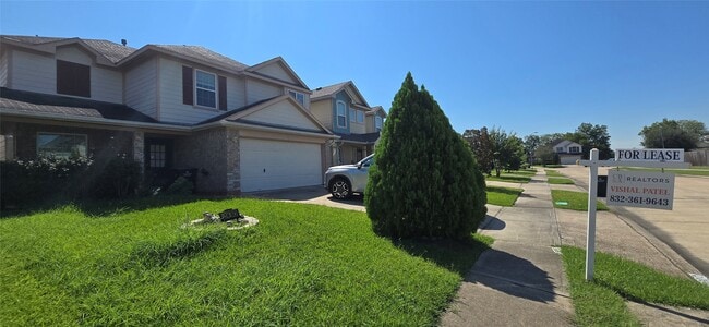 property at 2430 Glenholly Park Dr