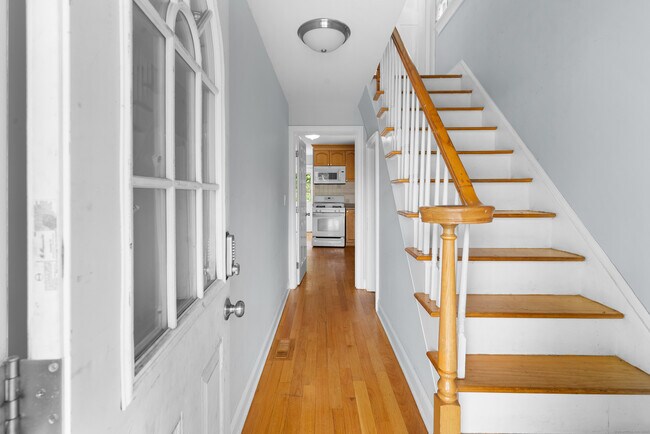 22 Oak St in Norwalk, CT - Building Photo - Building Photo