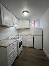 2031 4th St, Unit Studio in Wasco, CA - Foto de edificio - Building Photo