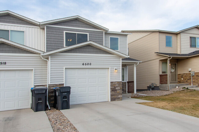 6520 Painted Rock Trl in Cheyenne, WY - Foto de edificio - Building Photo