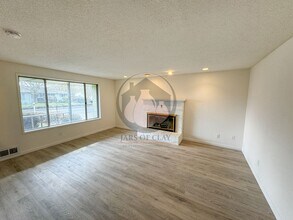 333 Connecticut Ave SE in Salem, OR - Building Photo - Building Photo