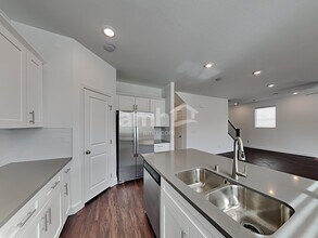 6143 Theodore St in North Las Vegas, NV - Building Photo - Building Photo
