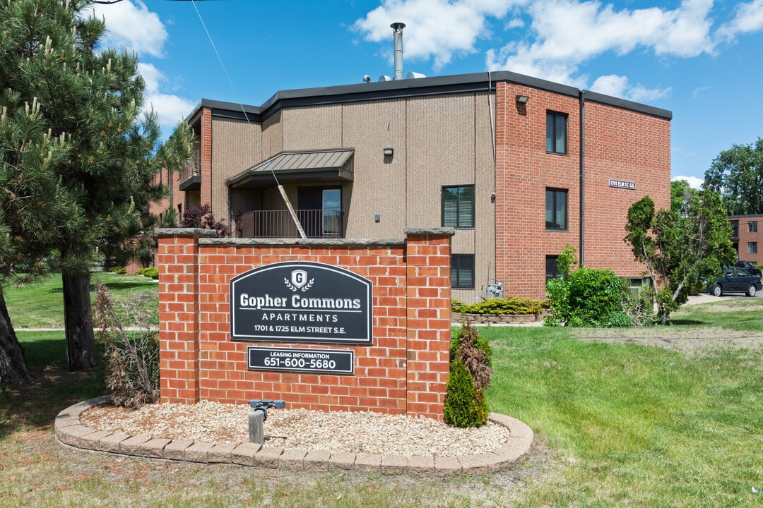 Gopher Commons 1701 in Minneapolis, MN - Building Photo
