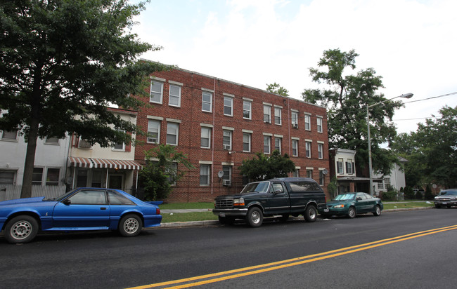 Minnesota Flats in Washington, DC - Building Photo - Building Photo