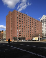 Ennis Francis Houses in New York, NY - Building Photo - Building Photo