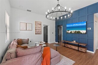 601 SW 1st St in Hallandale Beach, FL - Building Photo - Building Photo