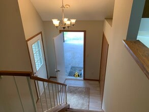 2044 Bradley St in Maplewood, MN - Building Photo - Building Photo