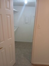 9809 Walnut St, Unit E114EE in Dallas, TX - Building Photo - Building Photo