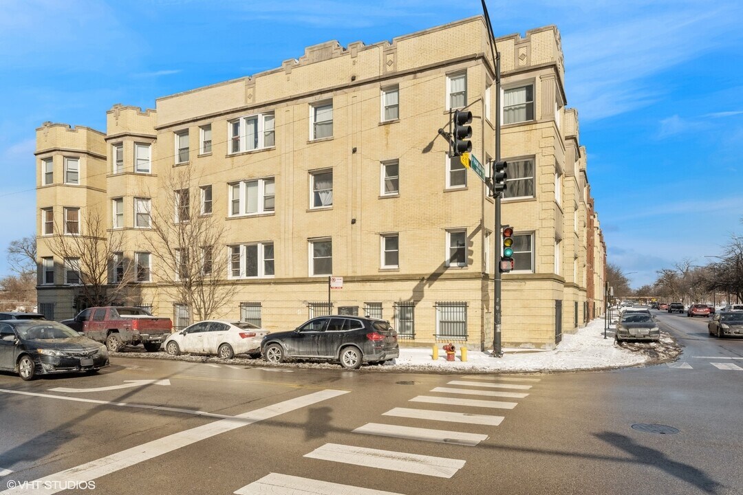 3806 W Washington Blvd in Chicago, IL - Building Photo