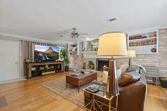 2828 S Logrun Cir in Spring, TX - Building Photo - Building Photo