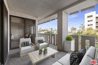 1118 3rd St in Santa Monica, CA - Foto de edificio - Building Photo