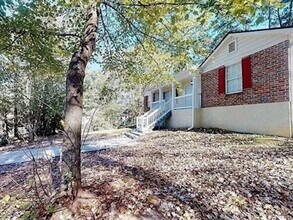 340 Willis Mill Rd SW in Atlanta, GA - Building Photo - Building Photo