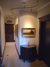 1764 N High St, Unit C in Columbus, OH - Building Photo - Building Photo