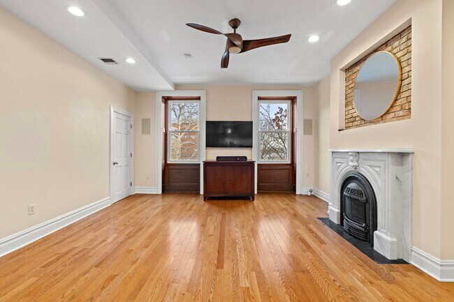 502 Hudson St in Hoboken, NJ - Building Photo - Building Photo