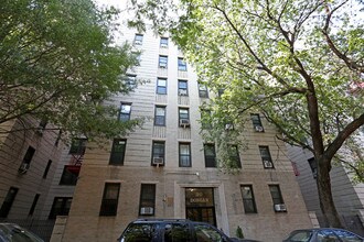 30 Dongan Place in New York, NY - Building Photo - Building Photo