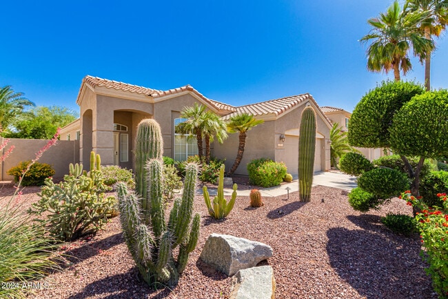 7251 E Lomita Ave in Mesa, AZ - Building Photo - Building Photo