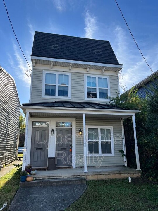 803 N 26th St in Richmond, VA - Building Photo