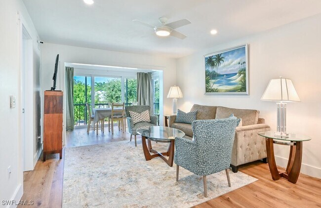 property at 250 7th Ave S