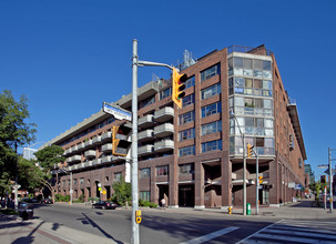 The Esplanade in Toronto, ON - Building Photo - Building Photo