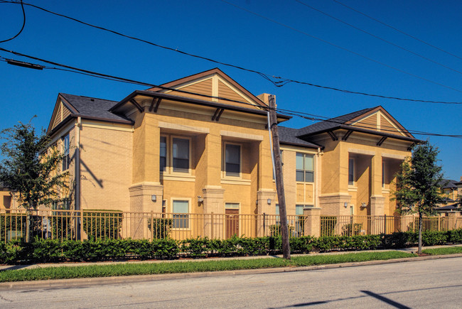 Kennedy Place Apartments in Houston, TX - Foto de edificio - Building Photo