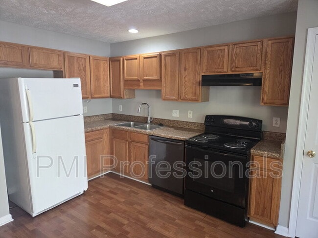 2050 Nashboro Blvd in Nashville, TN - Building Photo - Building Photo