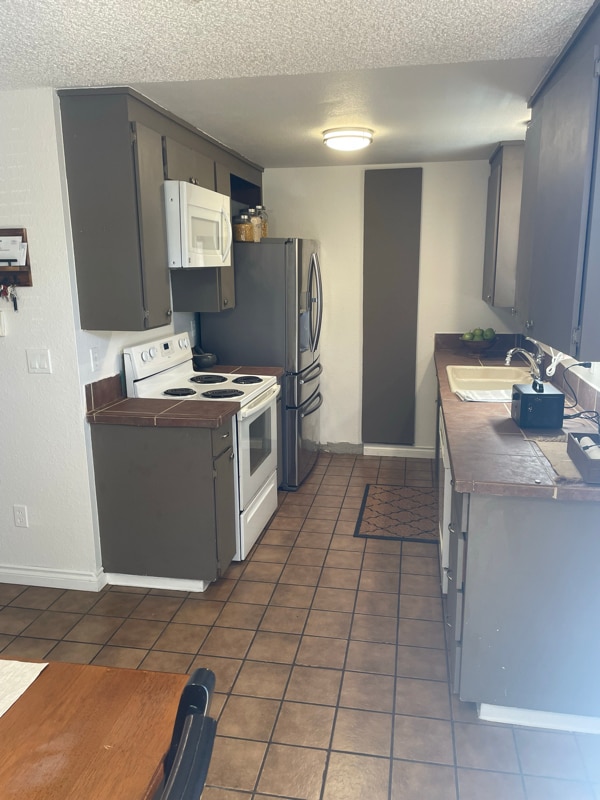 6115 S Thompson Ave in Tacoma, WA - Building Photo - Building Photo