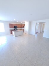 1676 E Azalea Dr in Gilbert, AZ - Building Photo - Building Photo