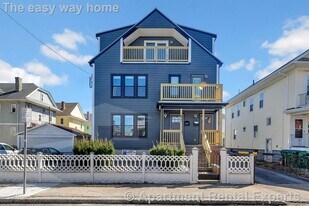 43 Wright Ave, Unit #2 in Medford, MA - Building Photo