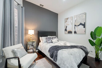 2851 W Wilcox St in Chicago, IL - Building Photo - Building Photo