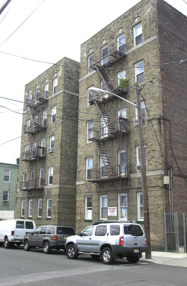 309 OM 309-311 6th Street LLC in Union City, NJ - Building Photo - Building Photo