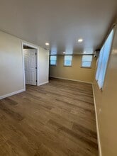 1360 American Legion Blvd in Mountain Home, ID - Building Photo - Building Photo