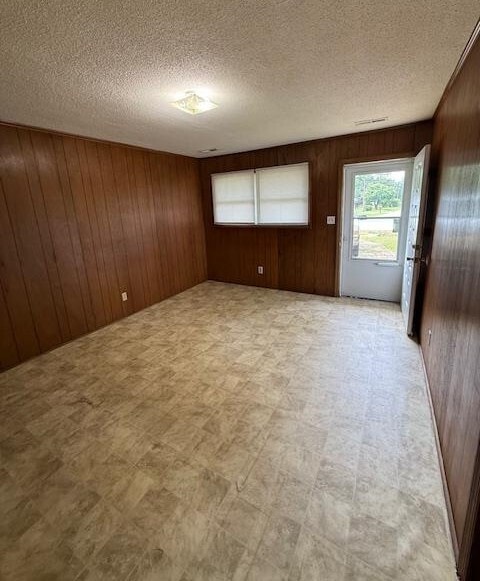 412 Lake Dr in Archdale, NC - Building Photo - Building Photo