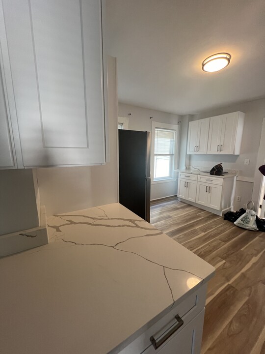 120 Lowell St in Waltham, MA - Building Photo