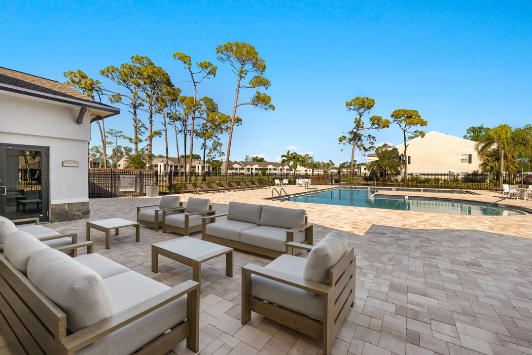 Brantley Pines Apartments in Ft. Myers, FL - Building Photo