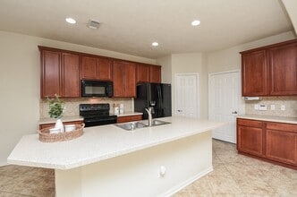 6 S Burberry Park Cir in The Woodlands, TX - Building Photo - Building Photo