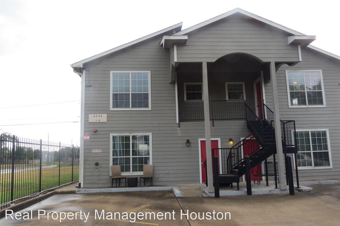 3242 Kilgore St Photo
